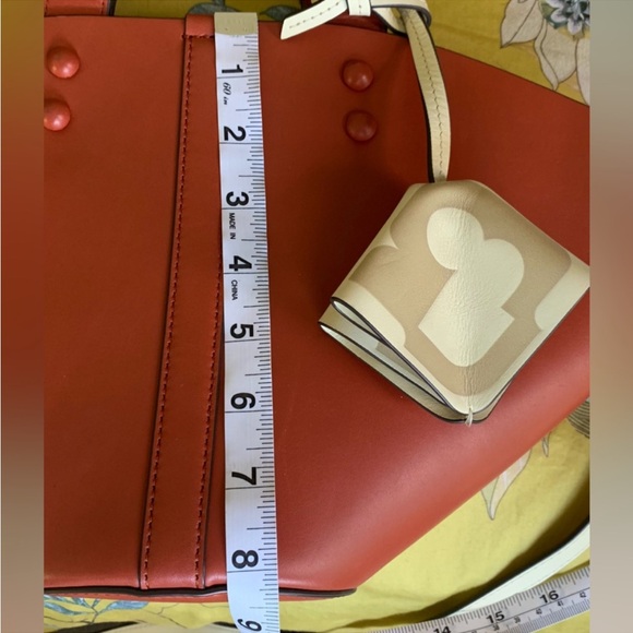 Tory Burch women bag purse EMERSON
MINI BUCKET
BAG - Picture 7 of 14